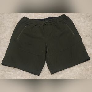 TAHARI Army Green Outdoor Hiking Men's Pullon Shorts Sz. XL
